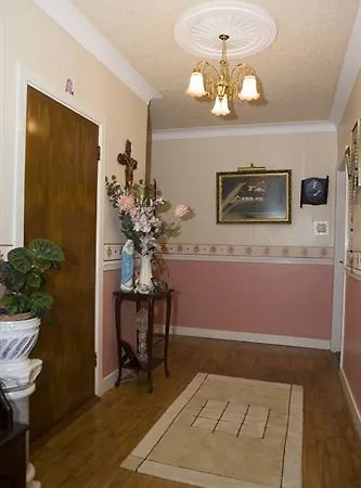 Fortview House 3* Redhills